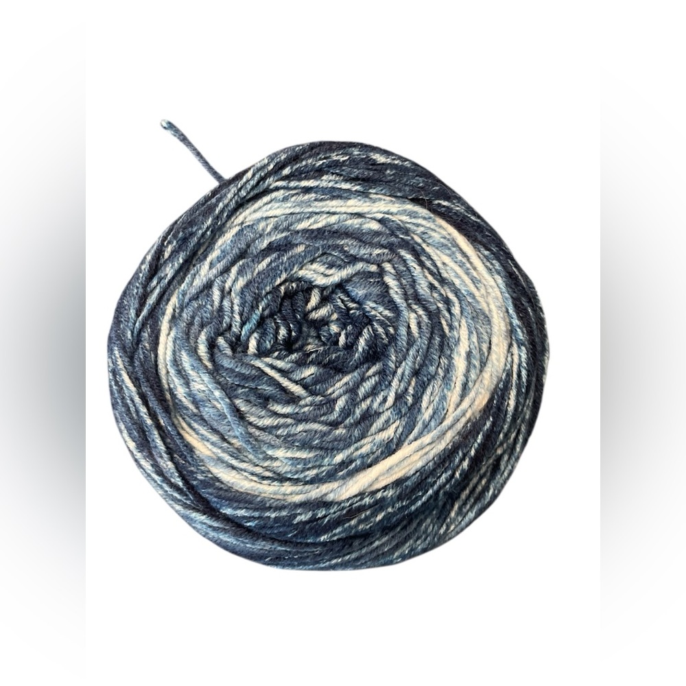 Lion Brand Mandala Ombre Cake 100% Acrylic Yarn‎ Harmony 5.3 Oz 344 Yards NEW